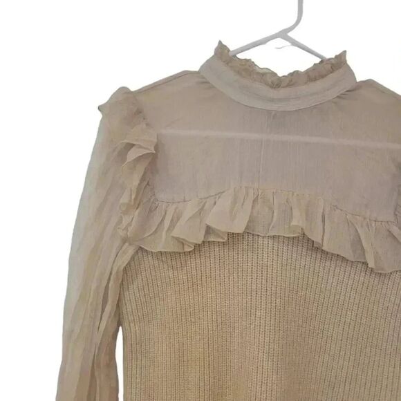 Downeast Women's Beige Acrylic/Poly/Nylon Sunny Day Chic Ruffle Trim Knit Top - Picture 3 of 10